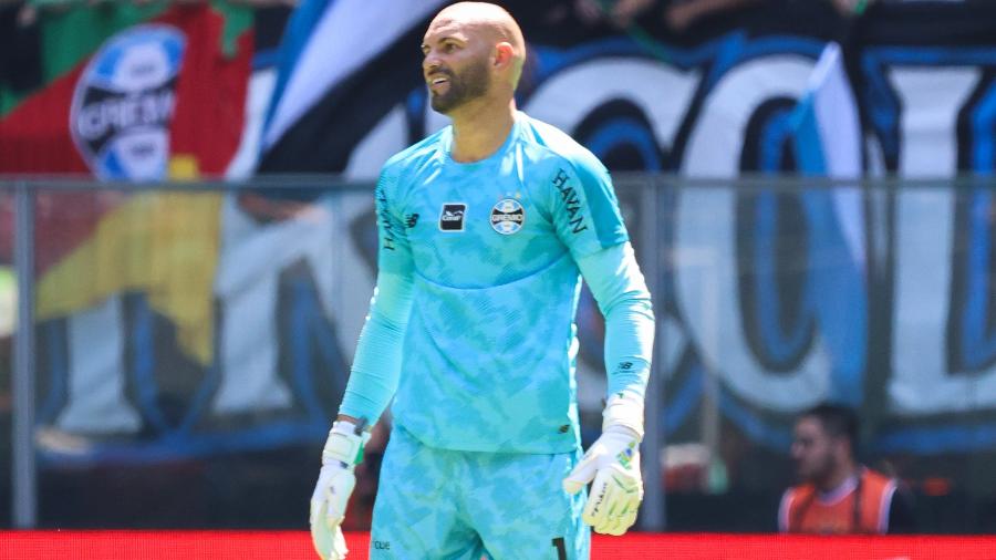 Weverton impede vitória do Palmeiras em grande jogo no Sul