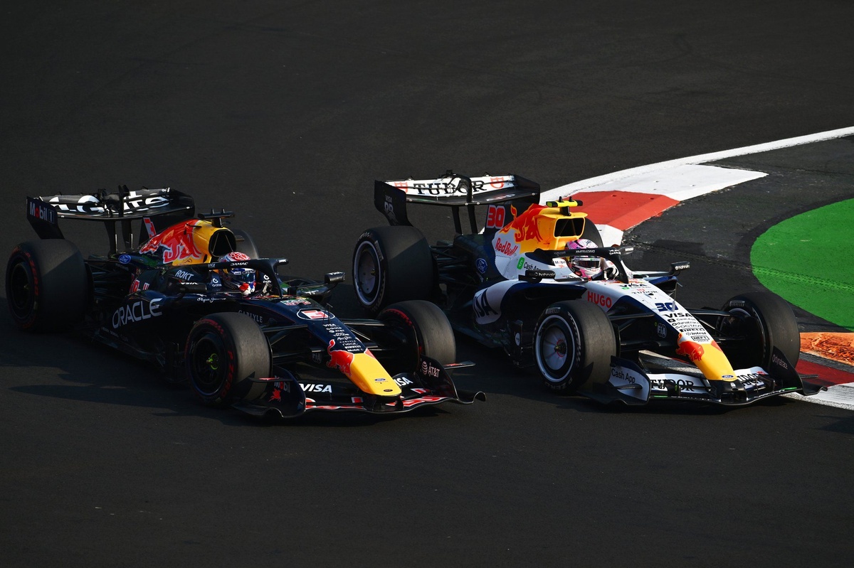 F1: Verstappen e Lawson recebem punição por choque no TL2 do México