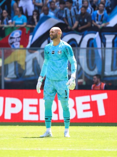 Weverton Neuer: Palmeiras para nos próprios erros e no melhor dia de seu ex