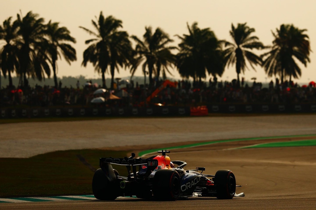 F1: Horários, clima e como assistir ao domingo de corrida do GP do Bahrein na Malásia