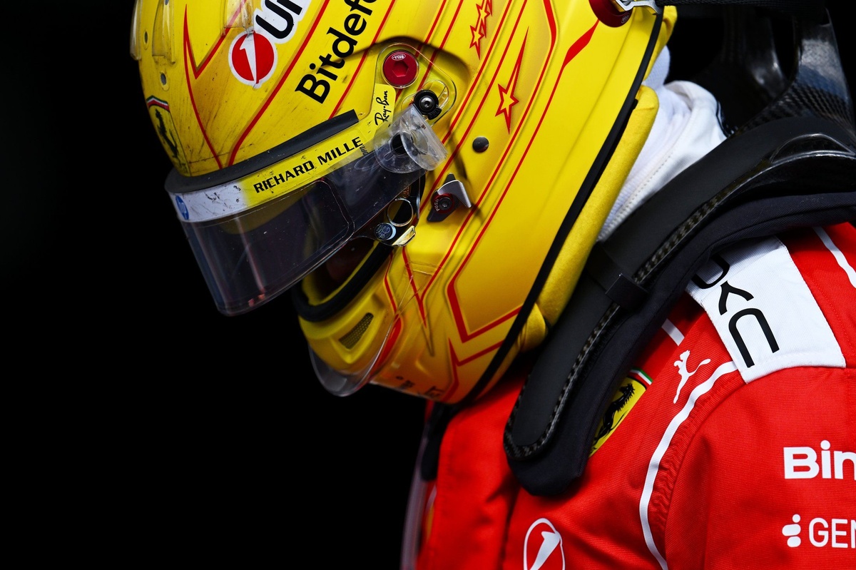 F1: Hamilton critica penalização por "incidente de corrida" com Russell no GP da Bélgica